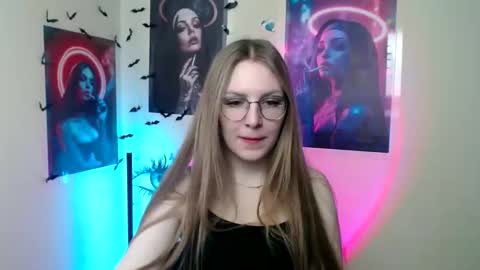 raspberry0101 online show from October 2025 07:11:01 AM