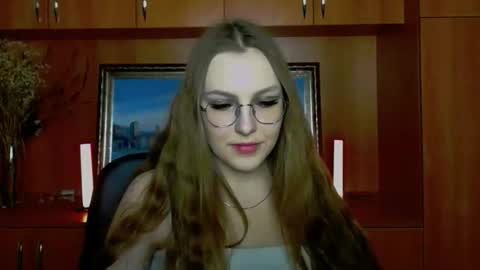 raspberry0101 online show from December 2025 02:26:01 PM