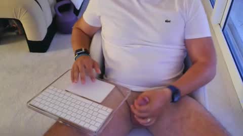 Snapshot of raulmartinez8888 chatting on January 2026 10:55:01 PM RM online show from January 2026 10:55:01 PM