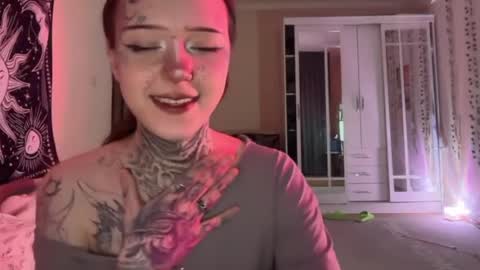 Snapshot of raven_armor chatting on May 2026 05:06:01 PM raven_armor online show from May 2026 05:06:01 PM