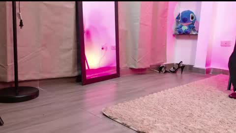   online show from April 2026 12:32:01 PM