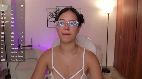 Raven online show from November 2025 03:12:01 AM