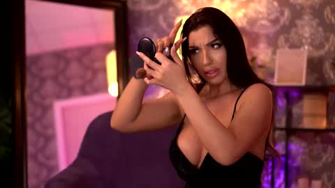 Rosa online show from November 2025 10:59:01 AM