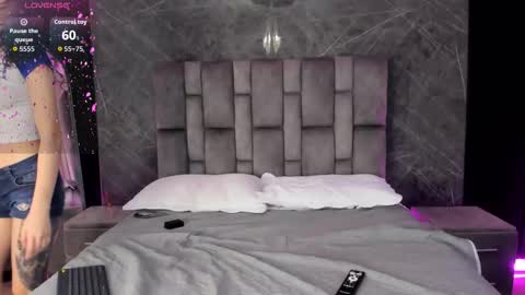 Snapshot of ravensinferno chatting on October 2025 07:47:02 PM ravensinferno online show from October 2025 07:47:02 PM