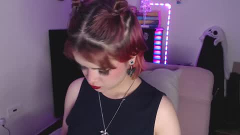 raventh_ online show from February 2025 11:41:02 PM