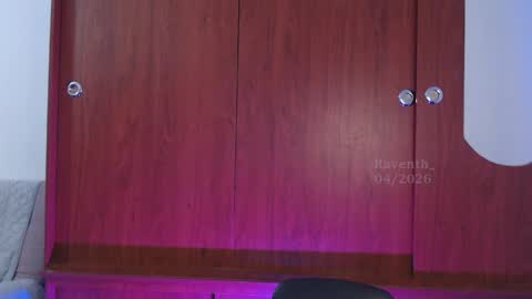 raventh_ online show from April 2026 12:01:01 PM