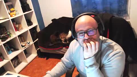 ravingr3d3 online show from February 2025 01:44:01 PM