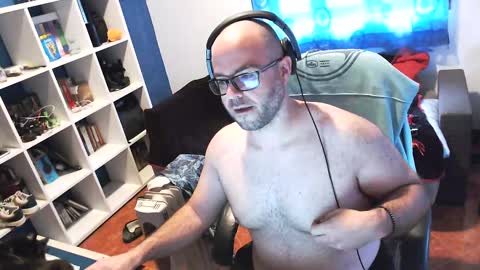 ravingr3d3 online show from February 2025 03:20:01 PM