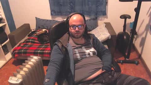 ravingr3d3 online show from March 2025 11:15:02 PM