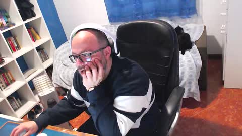 ravingr3d3 online show from February 2026 02:32:01 PM