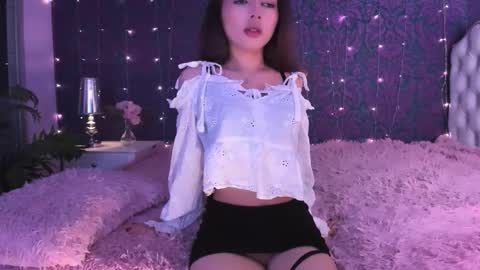 Snapshot of rawdare chatting on September 2025 04:30:02 PM Lillian online show from September 2025 04:30:02 PM