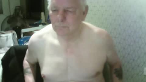 Snapshot of ray47 chatting on September 2025 10:43:01 PM ray47 online show from September 2025 10:43:01 PM