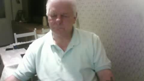 Snapshot of ray47 chatting on September 2025 06:12:02 PM ray47 online show from September 2025 06:12:02 PM