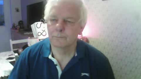 Snapshot of ray47 chatting on December 2025 04:12:02 PM ray47 online show from December 2025 04:12:02 PM