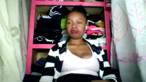 Snapshot of rayana_69 chatting on May 2026 01:02:04 AM rayana_69 online show from May 2026 01:02:04 AM