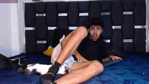 Snapshot of raydevil_ chatting on February 2025 03:10:02 AM Rayn online show from February 2025 03:10:02 AM