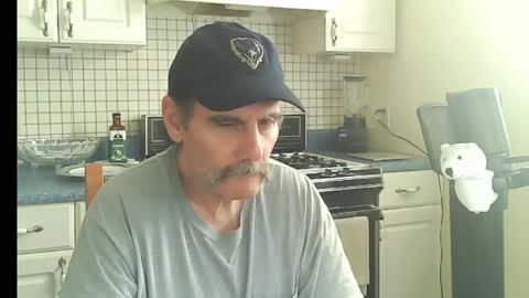 Snapshot of raylene4u2 chatting on April 2026 07:05:02 PM Ray online show from April 2026 07:05:02 PM