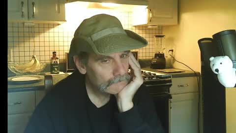 Snapshot of raylene4u2 chatting on April 2026 09:44:01 AM Ray online show from April 2026 09:44:01 AM