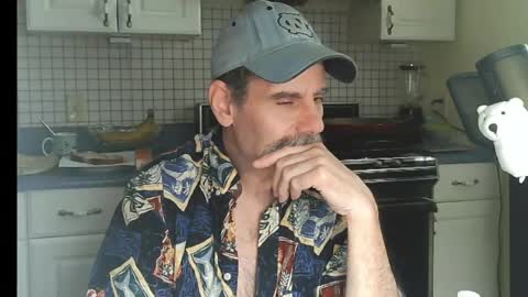 Snapshot of raylene4u2 chatting on May 2026 07:10:02 PM Ray online show from May 2026 07:10:02 PM