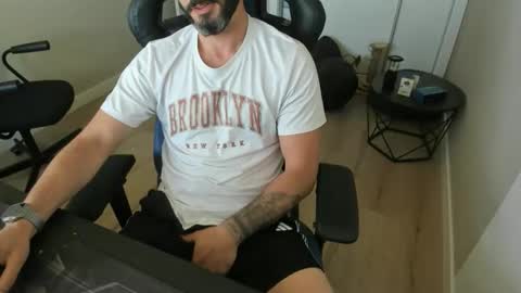 Snapshot of raysexparty chatting on May 2026 07:38:02 AM raysexparty online show from May 2026 07:38:02 AM