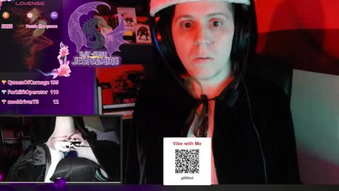 Snapshot of raysuon chatting on December 2024 11:18:01 AM Rae-Suon online show from December 2024 11:18:01 AM