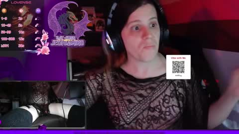 Snapshot of raysuon chatting on December 2024 05:14:02 AM Rae-Suon online show from December 2024 05:14:02 AM