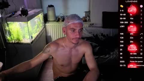 Rayzel online show from March 2026 05:18:01 PM