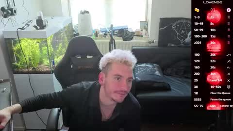 Rayzel online show from March 2026 01:36:02 PM