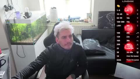 Rayzel online show from April 2026 10:57:01 AM