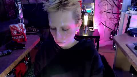  Yrriel Strife Candy-Demon Caveboy mr. Cringe   online show from December 2024 07:54:01 AM