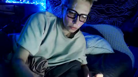  Yrriel Strife Candy-Demon Caveboy mr. Cringe   online show from December 2024 03:55:02 AM