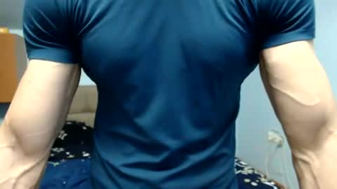 Snapshot of razorramon13 chatting on June 2026 07:07:01 AM razorramon13 online show from June 2026 07:07:01 AM