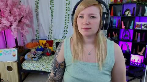 Snapshot of realsamisins chatting on March 2025 02:29:02 PM Snap - RealSamiSins online show from March 2025 02:29:02 PM