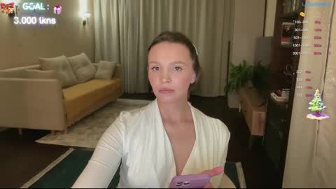 AliceEve online show from December 2024 10:00:02 PM