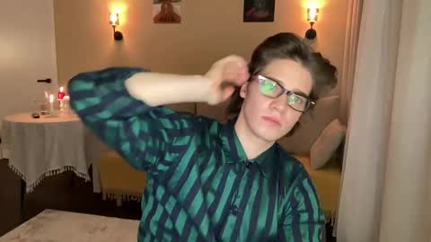 AliceEve online show from January 2025 06:44:01 PM