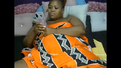 Snapshot of realsweetheart chatting on February 2026 06:12:02 PM REAL1SWEETHEART online show from February 2026 06:12:02 PM