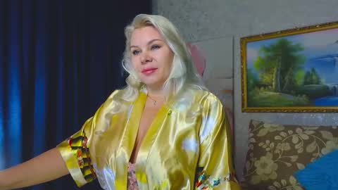 Im a little sick. Ill be back soon. online show from October 2025 01:42:02 PM