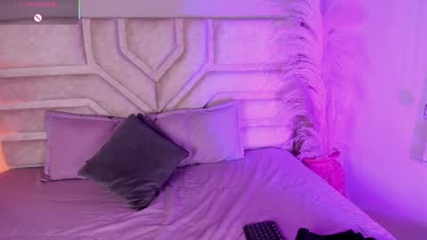 Rebeca online show from November 2025 11:49:02 PM