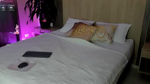 Snapshot of rebeca_cortez1 chatting on May 2026 08:37:01 PM I invite you to my birthday on November 3th online show from May 2026 08:37:01 PM