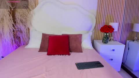 Snapshot of rebeca_taylor_ chatting on May 2026 12:10:02 PM rebeca_taylor_ online show from May 2026 12:10:02 PM