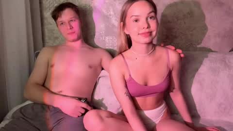 rebecca_david online show from March 2026 07:32:02 PM