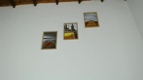 Becca Johnsoon online show from March 2025 12:33:02 AM