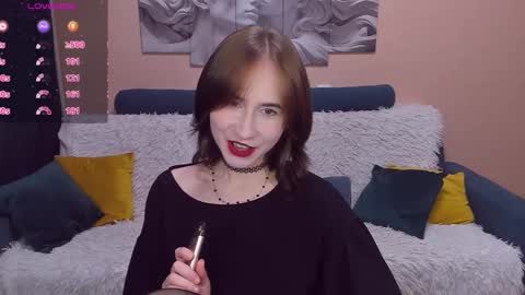 Snapshot of rebeccawind chatting on October 2025 12:19:01 PM RebeccaWind online show from October 2025 12:19:01 PM