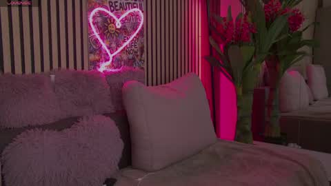 rebeldools online show from April 2026 05:09:02 PM