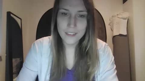 Snapshot of rebornrao chatting on October 2025 12:40:02 PM Keely KeKe Kiwi online show from October 2025 12:40:02 PM