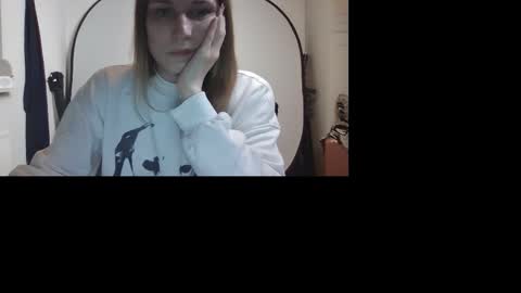 Snapshot of rebornrao chatting on November 2025 01:06:02 AM Keely KeKe Kiwi online show from November 2025 01:06:02 AM