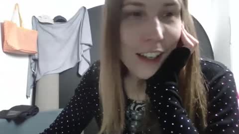 Snapshot of rebornrao chatting on November 2025 01:37:01 AM Keely KeKe Kiwi online show from November 2025 01:37:01 AM