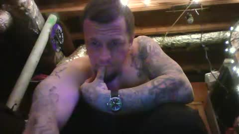 recka810 online show from February 2025 09:56:01 AM