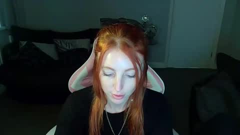 Snapshot of red_firesquirt chatting on January 2025 02:25:01 PM Red -  online show from January 2025 02:25:01 PM