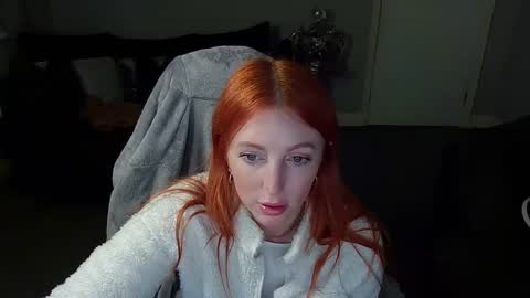 Snapshot of red_firesquirt chatting on January 2025 10:37:02 PM Red -  online show from January 2025 10:37:02 PM